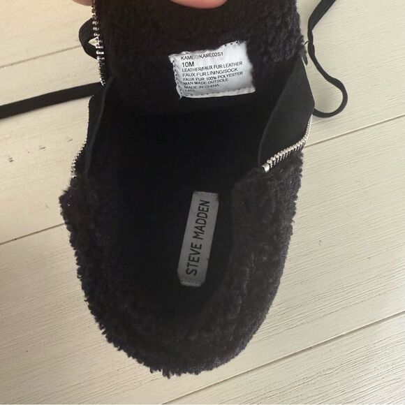 Steve Madden Kameo Sneakers Zipper Closure Faux Sherpa 10 NWOB - Picture 8 of 9